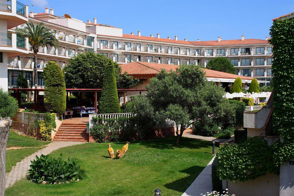 Son Bou Apartments Exterior photo